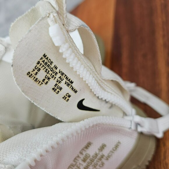 Nike Mens SF Air Force 1 Mid Top Sneakers Shoes 7.5 Ivory Olive 917753-101 2017 - Picture 2 of 14